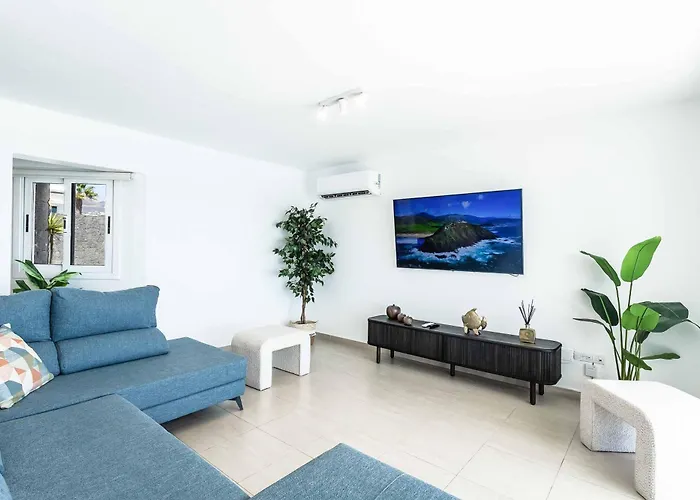 Leu Villa Puerto Calero