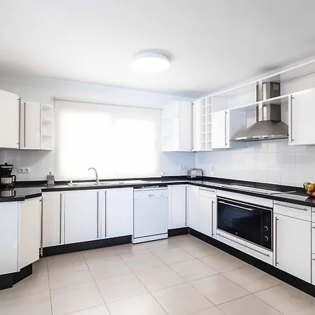 Leu Villa Puerto Calero