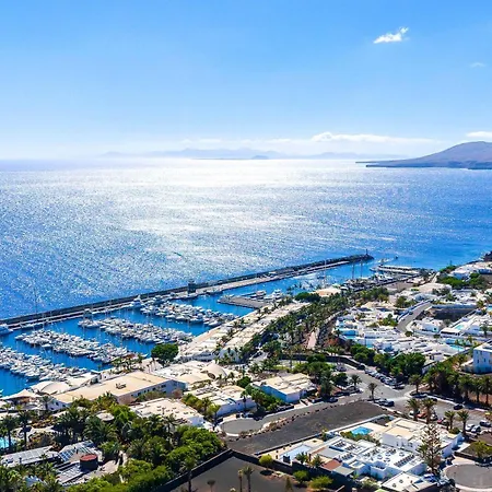 Leu Vila Puerto Calero